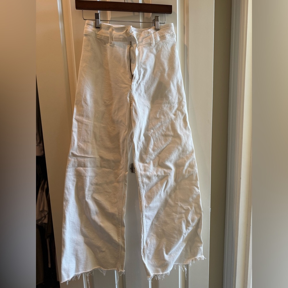 Zara Crisp White Trousers. Wide leg. Size 6